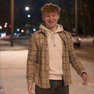 Meet your Posher, Isaac